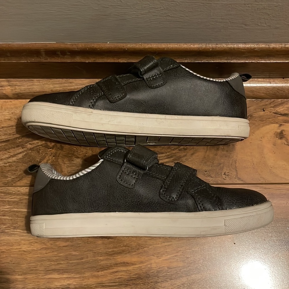Carter’s Casual Velcro Sneakers - Picture 7 of 7
